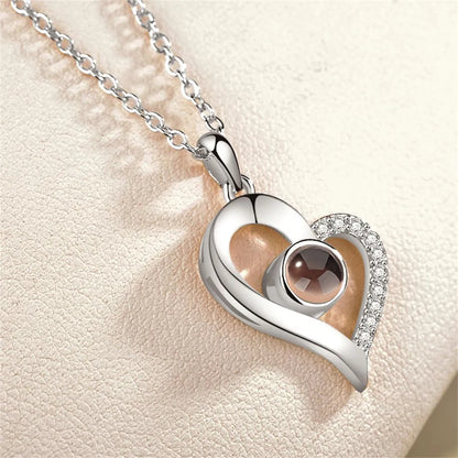 Valentine's Day Gift Photo Projection Necklace Simple Heart Shaped Projection Necklace Birthday Lover Family Memory Gift