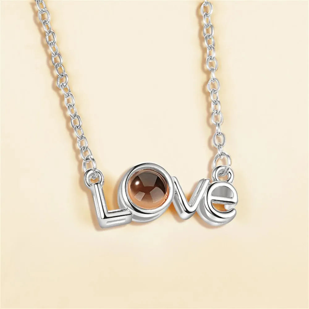 Valentine's Day Gift Photo Projection Necklace Simple Heart Shaped Projection Necklace Birthday Lover Family Memory Gift