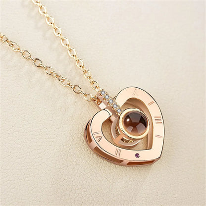 Valentine's Day Gift Photo Projection Necklace Simple Heart Shaped Projection Necklace Birthday Lover Family Memory Gift